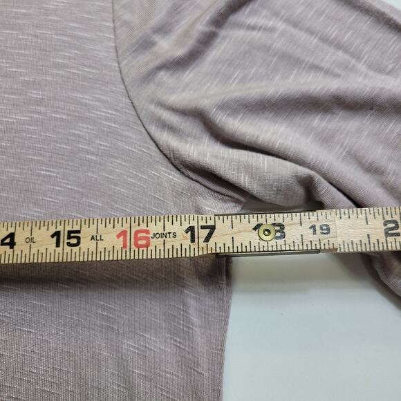 LOGO by Lori Goldstein SharkBite Hem V-Neck Top Small Lagom Art Teacher Chic - Picture 4 of 7